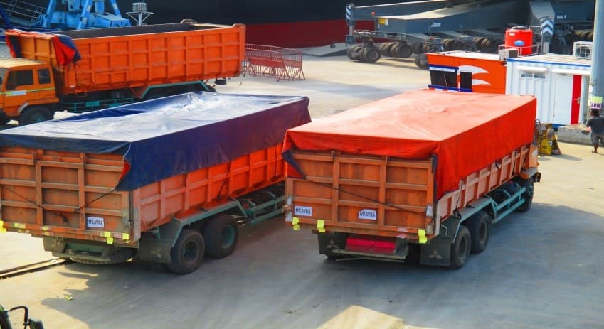 Transportasi darat / Truk